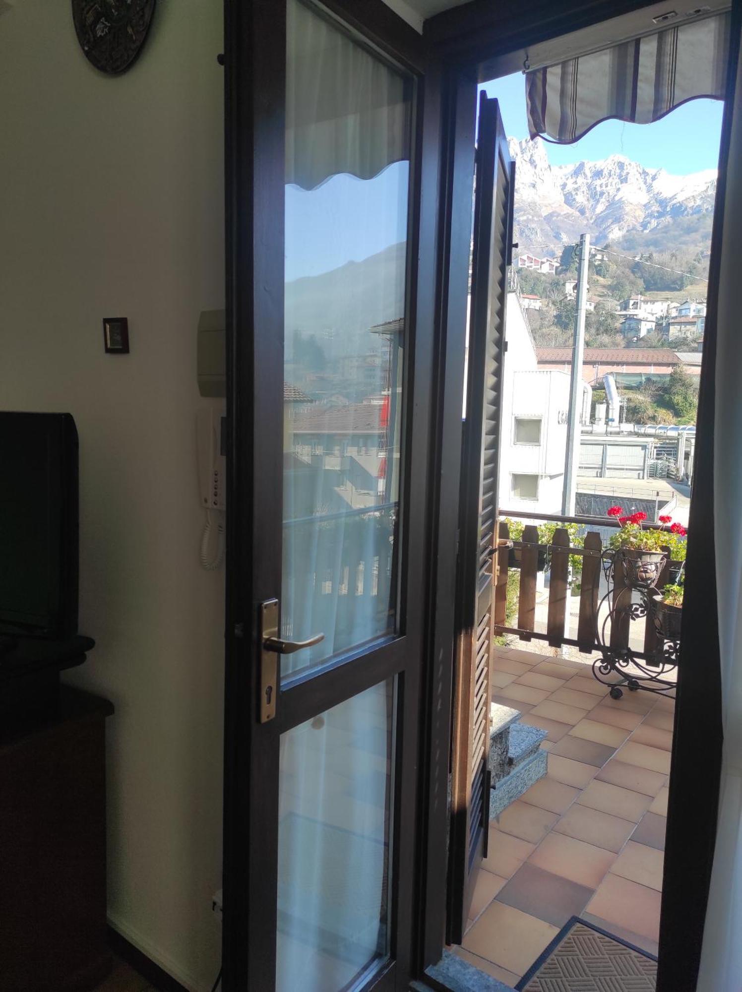 Da Giovanni E Margherita Mandello del Lario Eksteriør billede